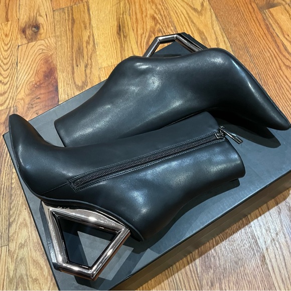 Novelty Heel Bootie - Picture 10 of 12